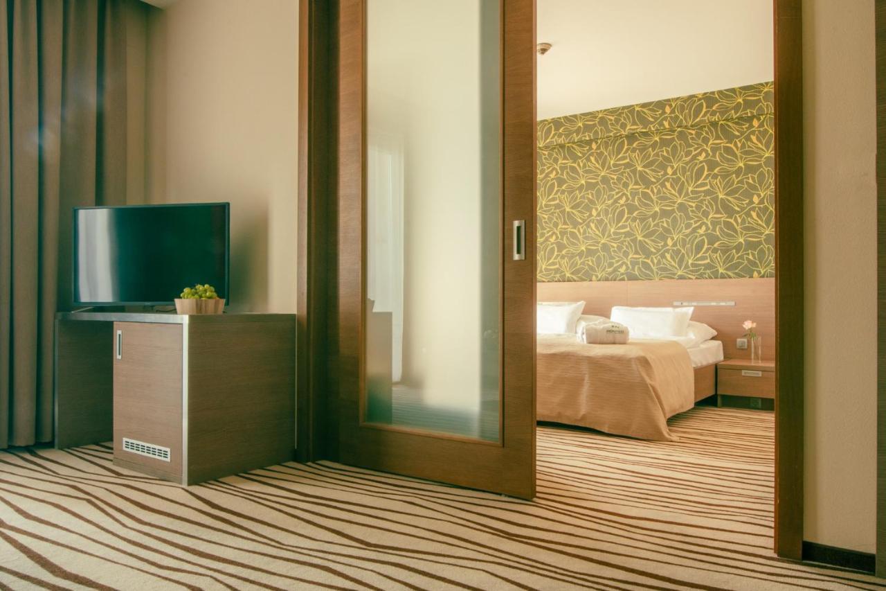 Hotel Ponteo - Activity Park Bratislava Esterno foto