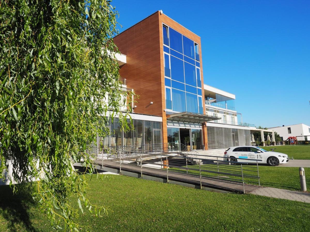 Hotel Ponteo - Activity Park Bratislava Esterno foto