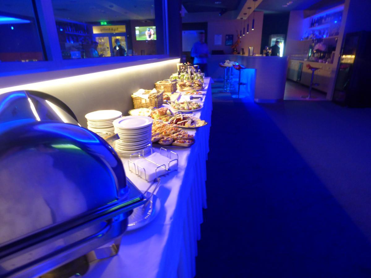 Hotel Ponteo - Activity Park Bratislava Esterno foto